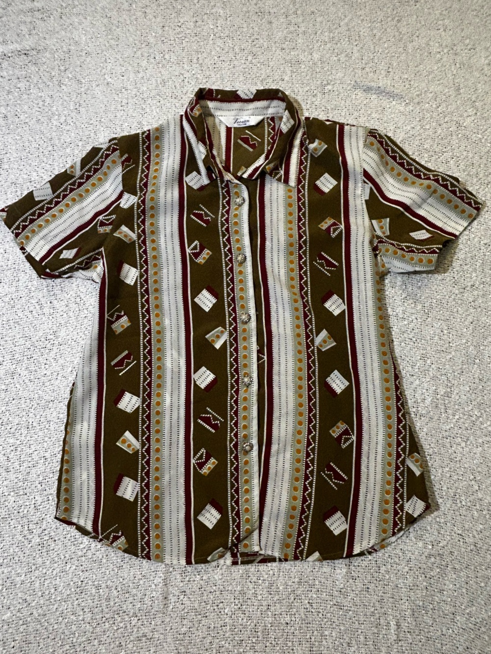 Vintage 90s Retro Olive Patterned Short-Sleeve Shirt Size 9
